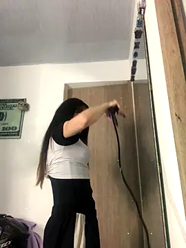 Snapshot of Tifanny_Sweett chatting on October 23, 2025, 4:34 am Tifanny Sweett online show from October 23, 2025, 4:34 am