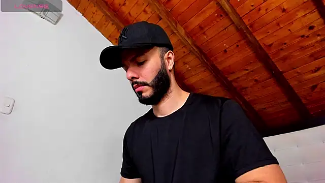 Tom Bailey online show from April 13, 2026, 3:28 pm