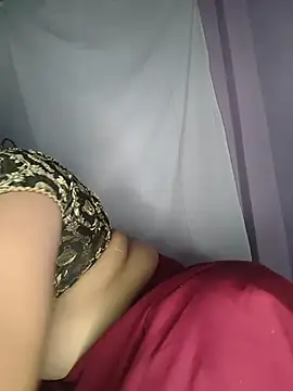 Snapshot of priya__angel chatting on November 25, 2025, 4:29 pm priya angel online show from November 25, 2025, 4:29 pm