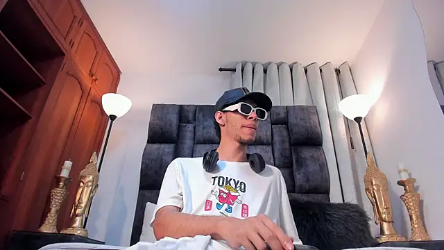 TomyMosterCock online show from December 6, 2024, 12:45 am