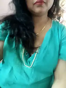 cuteyqueen online show from March 8, 2025, 5:17 am