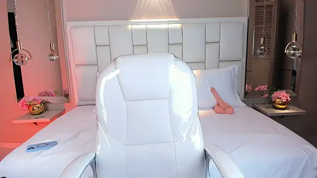 JessyEvans online show from February 10, 2026, 7:29 pm