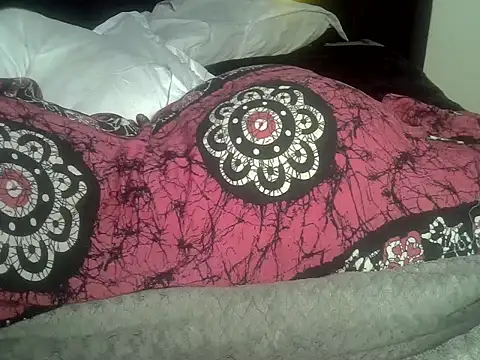 Snapshot of Its_tyra chatting on February 26, 2026, 8:52 pm Its tyra online show from February 26, 2026, 8:52 pm