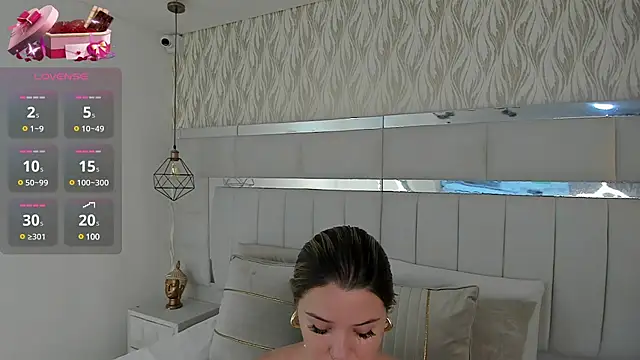 1m dalhia online show from February 18, 2025, 8:03 pm