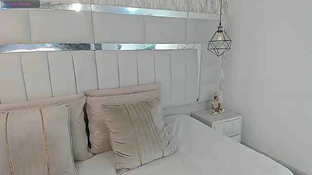 1m dalhia online show from March 4, 2025, 8:27 pm