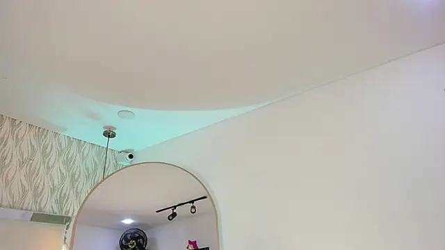 1m dalhia online show from September 14, 2025, 1:43 pm