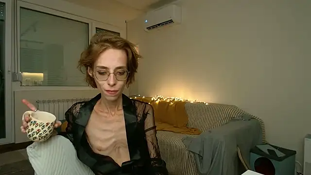 Snapshot of amber_quell_here chatting on July 10, 2026, 4:31 pm amber quell here online show from July 10, 2026, 4:31 pm