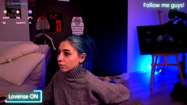 Snapshot of AriaVoss chatting on October 20, 2025, 9:59 pm AriaVoss online show from October 20, 2025, 9:59 pm