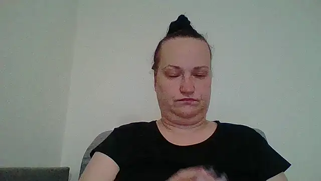  squirty cum lady  online show from October 7, 2025, 3:36 am
