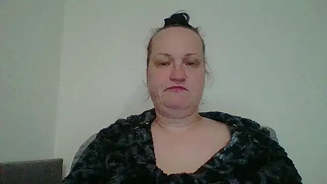  squirty cum lady  online show from October 12, 2025, 2:54 am