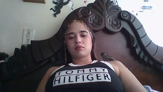 Snapshot of trianabell chatting on November 20, 2025, 3:45 pm trianabell online show from November 20, 2025, 3:45 pm