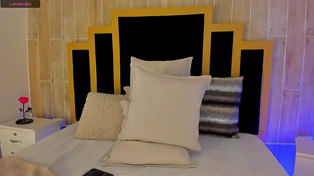 Snapshot of TamyHoney chatting on February 13, 2025, 2:12 am TamyHoney online show from February 13, 2025, 2:12 am