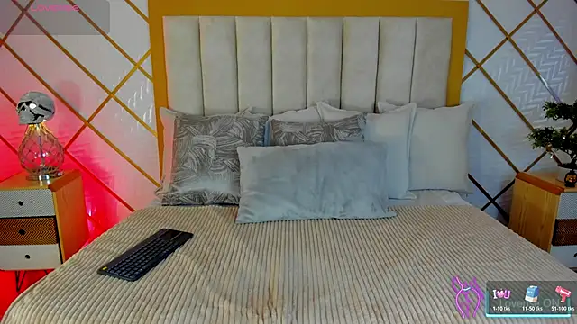 Snapshot of TamyHoney chatting on October 27, 2025, 12:26 am TamyHoney online show from October 27, 2025, 12:26 am