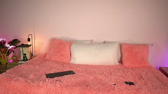 Snapshot of TamyHoney chatting on November 28, 2025, 12:13 am TamyHoney online show from November 28, 2025, 12:13 am