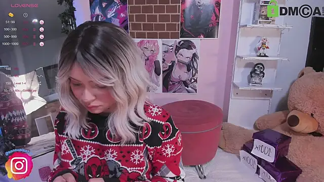 sensualkattt online show from January 10, 2025, 12:04 pm