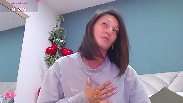 SharisWillian online show from March 14, 2025, 4:10 am