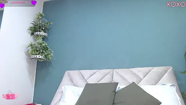 SharisWillian online show from September 27, 2025, 3:44 am