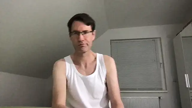 zxzx cam1 online show from January 16, 2026, 5:17 pm