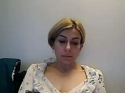 anechka1 online show from December 18, 2024, 12:40 pm