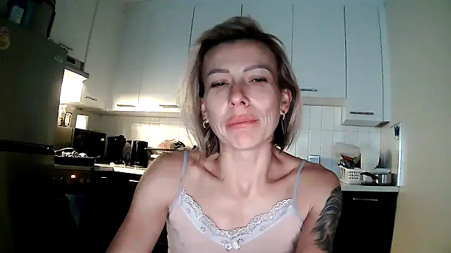 anechka1 online show from September 25, 2025, 11:47 am