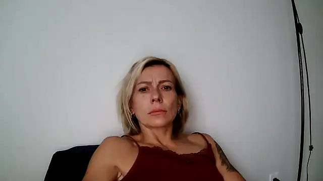 anechka1 online show from October 13, 2025, 12:16 pm