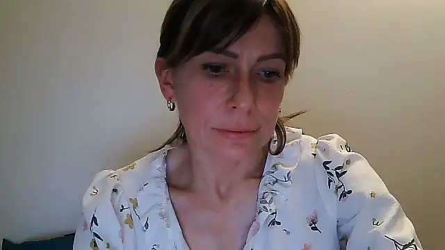 anechka1 online show from February 4, 2026, 1:44 am