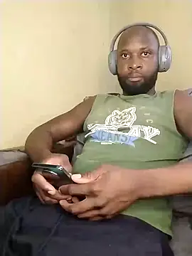 Stallion100 online show from December 21, 2024, 2:26 pm