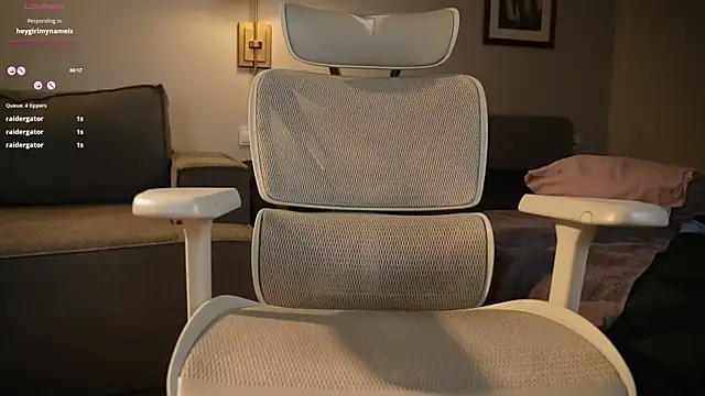 Snapshot of milablum777 chatting on December 29, 2024, 7:11 pm milablum777 online show from December 29, 2024, 7:11 pm