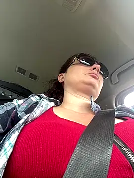 MilfyMrsRobinson online show from October 27, 2025, 4:55 pm