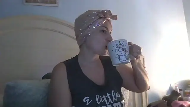MilfyMrsRobinson online show from July 15, 2026, 1:05 pm