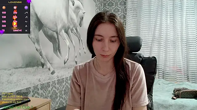 Wowpornoo online show from February 18, 2025, 12:28 pm