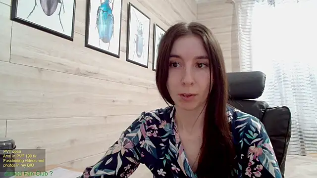 Wowpornoo online show from March 20, 2025, 8:09 am