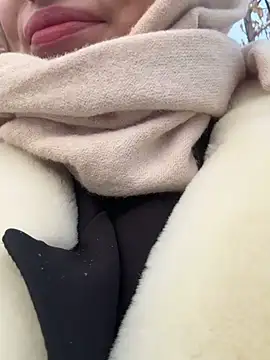 MooonReal online show from January 19, 2025, 3:39 am