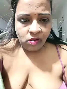 Snapshot of Love_Jenny chatting on January 17, 2025, 5:21 am Love Jenny online show from January 17, 2025, 5:21 am