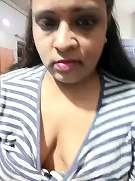 Snapshot of Love_Jenny chatting on January 18, 2025, 2:33 pm Love Jenny online show from January 18, 2025, 2:33 pm