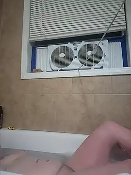 QueenOf1Spade90 online show from February 26, 2025, 8:04 am