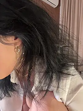 KimArts online show from February 27, 2026, 7:36 pm