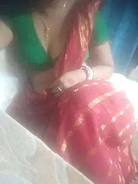 Snapshot of Working- chatting on February 16, 2026, 5:53 pm Working- online show from February 16, 2026, 5:53 pm