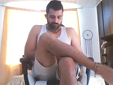 Snapshot of aronmiller404 chatting on December 30, 2024, 4:19 pm aronmiller404 online show from December 30, 2024, 4:19 pm