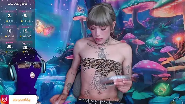 charlotbelucci  online show from January 20, 2025, 5:37 pm