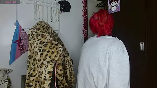 Snapshot of charlotbelucci_ chatting on February 12, 2026, 9:15 am charlotbelucci online show from February 12, 2026, 9:15 am