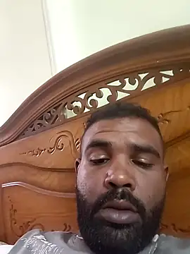 ListedLoin online show from November 22, 2025, 8:13 am