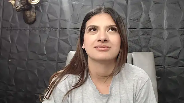 Snapshot of Abril_Squirt chatting on January 24, 2025, 11:15 am Abril Squirt online show from January 24, 2025, 11:15 am