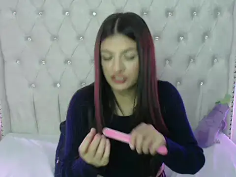 Snapshot of Abril_Squirt chatting on February 11, 2025, 4:44 am Abril Squirt online show from February 11, 2025, 4:44 am