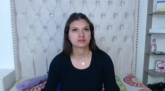 Snapshot of Abril_Squirt chatting on February 16, 2025, 2:53 am Abril Squirt online show from February 16, 2025, 2:53 am