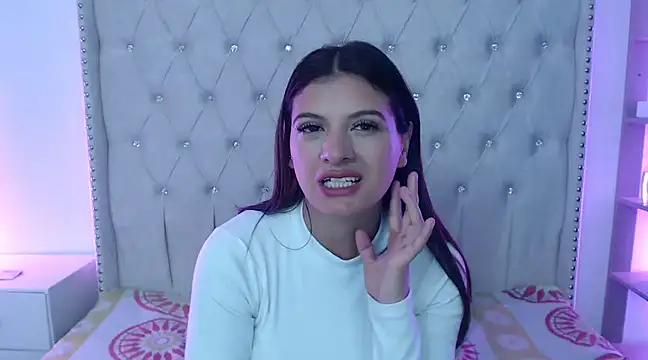 Snapshot of Abril_Squirt chatting on February 18, 2025, 6:26 am Abril Squirt online show from February 18, 2025, 6:26 am