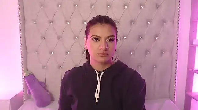 Snapshot of Abril_Squirt chatting on February 20, 2025, 9:11 am Abril Squirt online show from February 20, 2025, 9:11 am