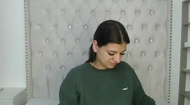 Snapshot of Abril_Squirt chatting on March 9, 2025, 2:50 am Abril Squirt online show from March 9, 2025, 2:50 am