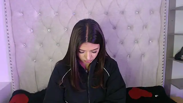 Snapshot of Abril_Squirt chatting on October 13, 2025, 3:23 pm Abril Squirt online show from October 13, 2025, 3:23 pm