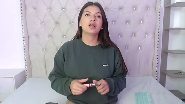 Snapshot of Abril_Squirt chatting on December 4, 2025, 8:39 pm Abril Squirt online show from December 4, 2025, 8:39 pm